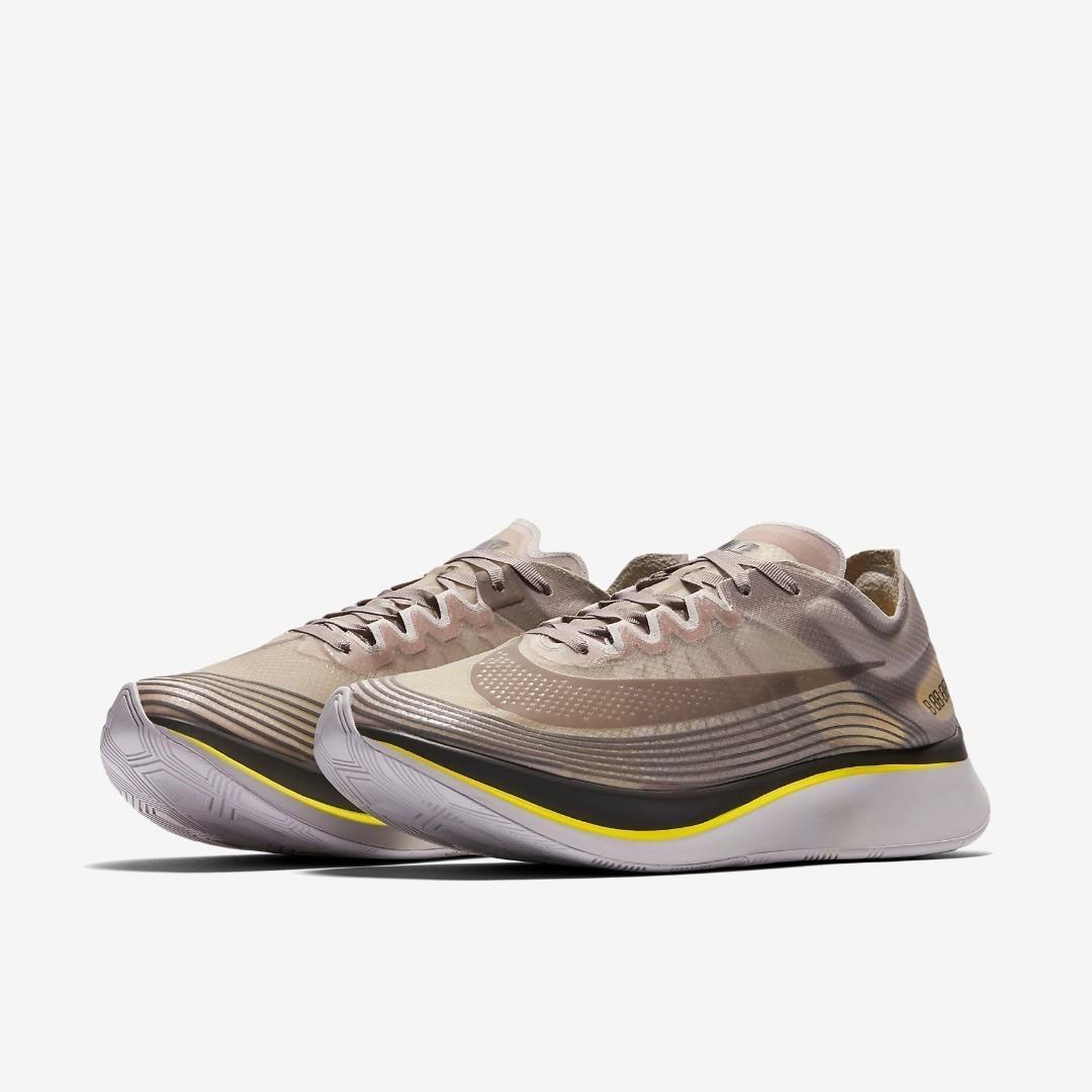 Men's zoom fly 2025 sp (sepia stone/sonic yellow)