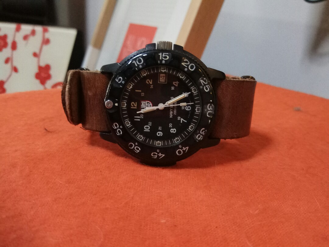 Luminox original navy seals 3000 Mobile Phones Gadgets