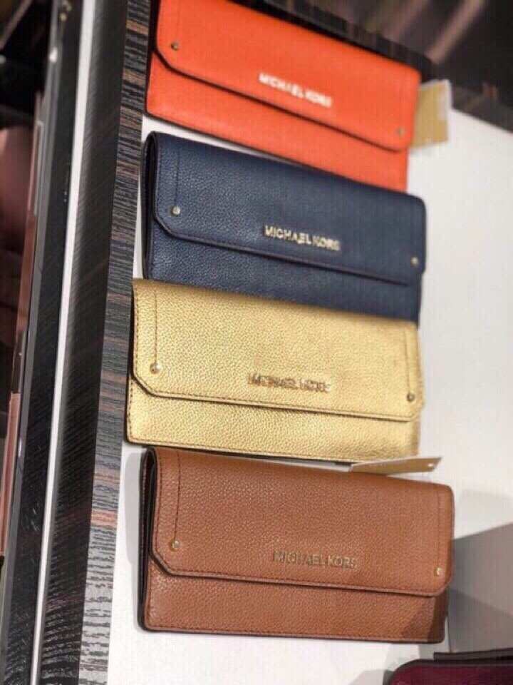 mk hayes wallet