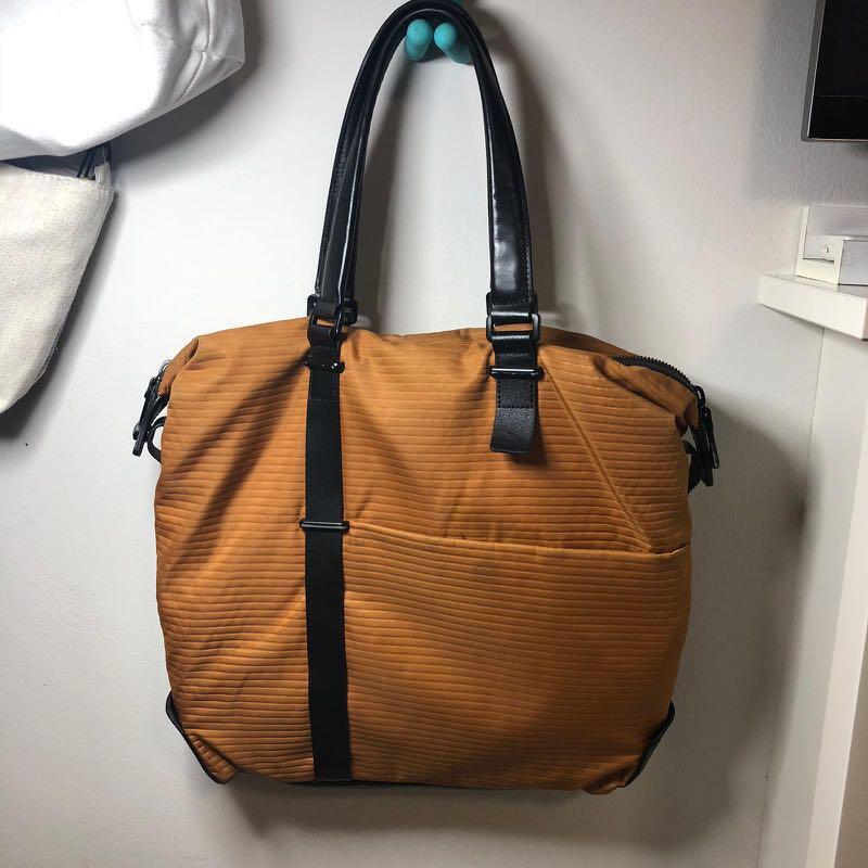 Samsonite RED laptop tote bag, Men's Fashion, Bags, Sling Bags on Carousell