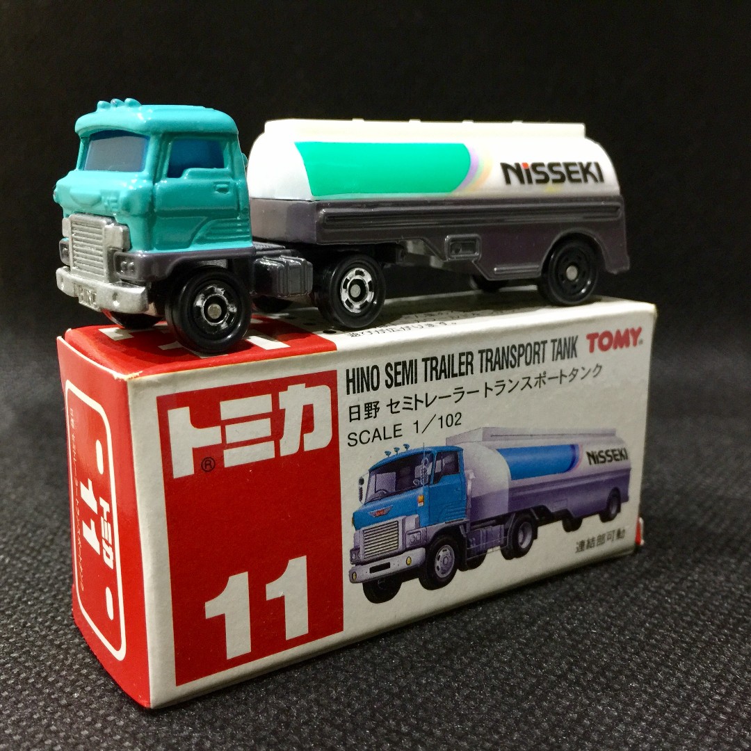 tomica truck hino