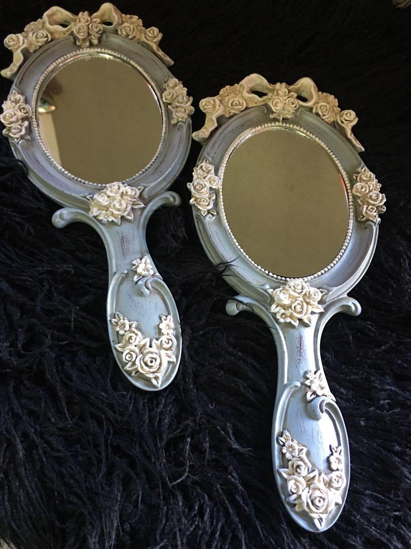 Vintage Style Hand Mirror, Women's Fashion, Watches & Accessories