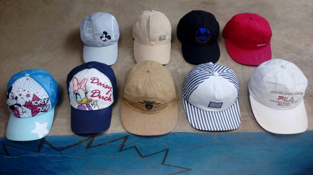 Topi bundle vintage clearance