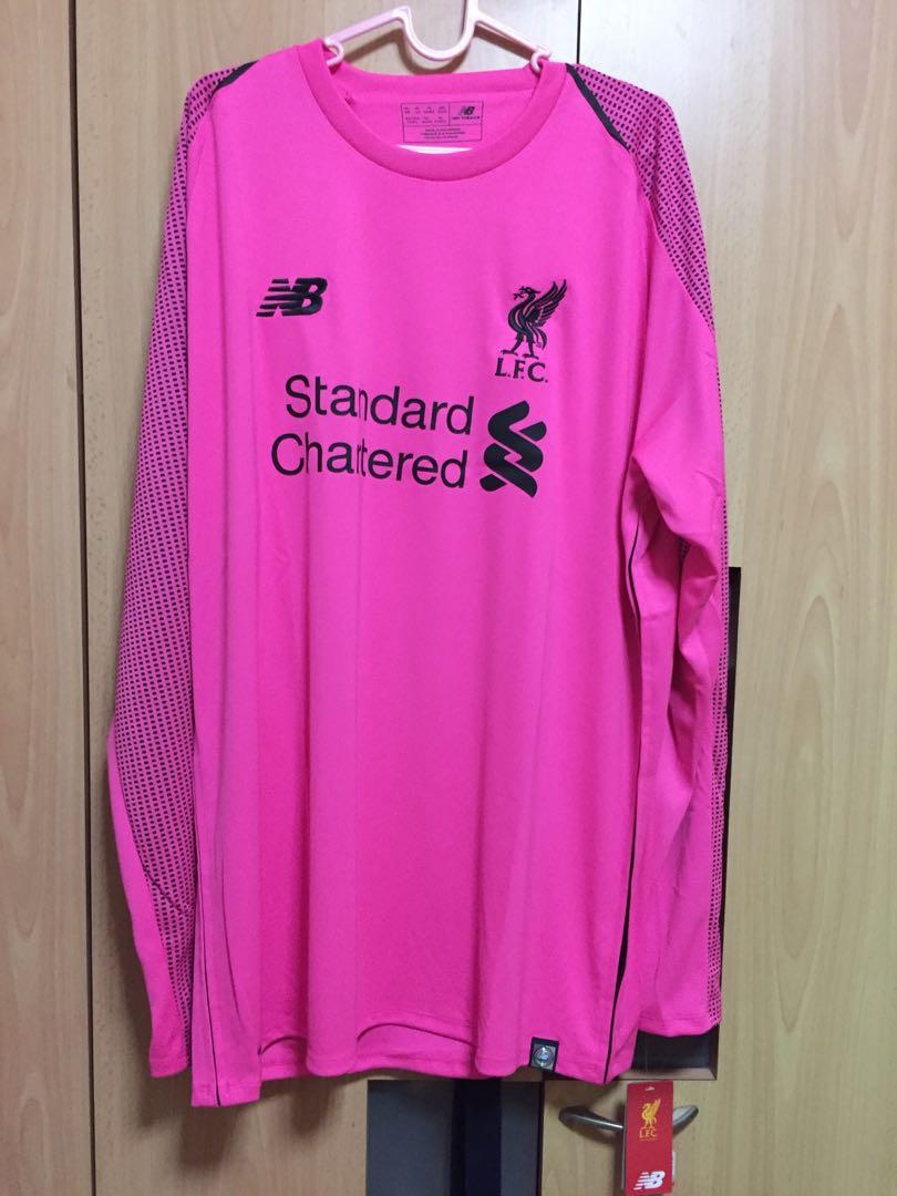 liverpool goalkeeper pink kit