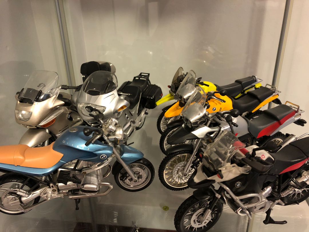 Bmw diecast motorcycles 2025