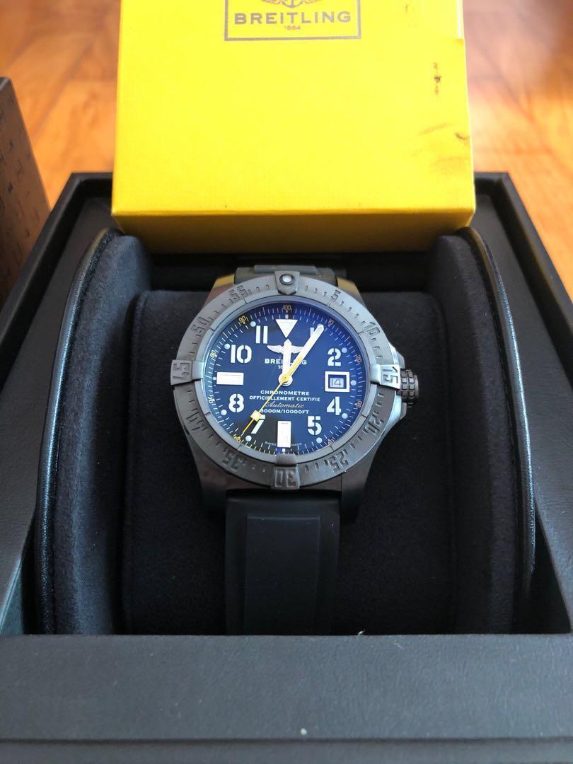 BREITLING Avenger Seawolf code yellow blacksteel Luxury Watches on Carousell