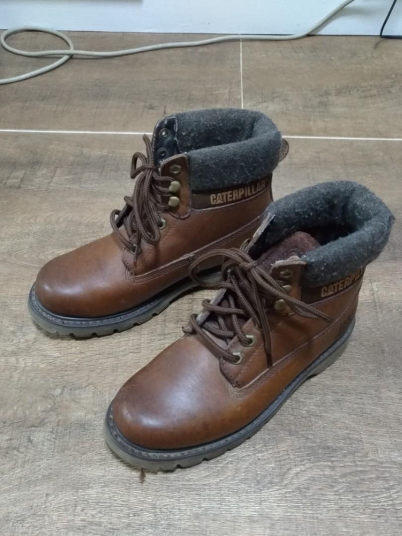 Caterpillar boots, 女裝, 鞋, 靴 Carousell