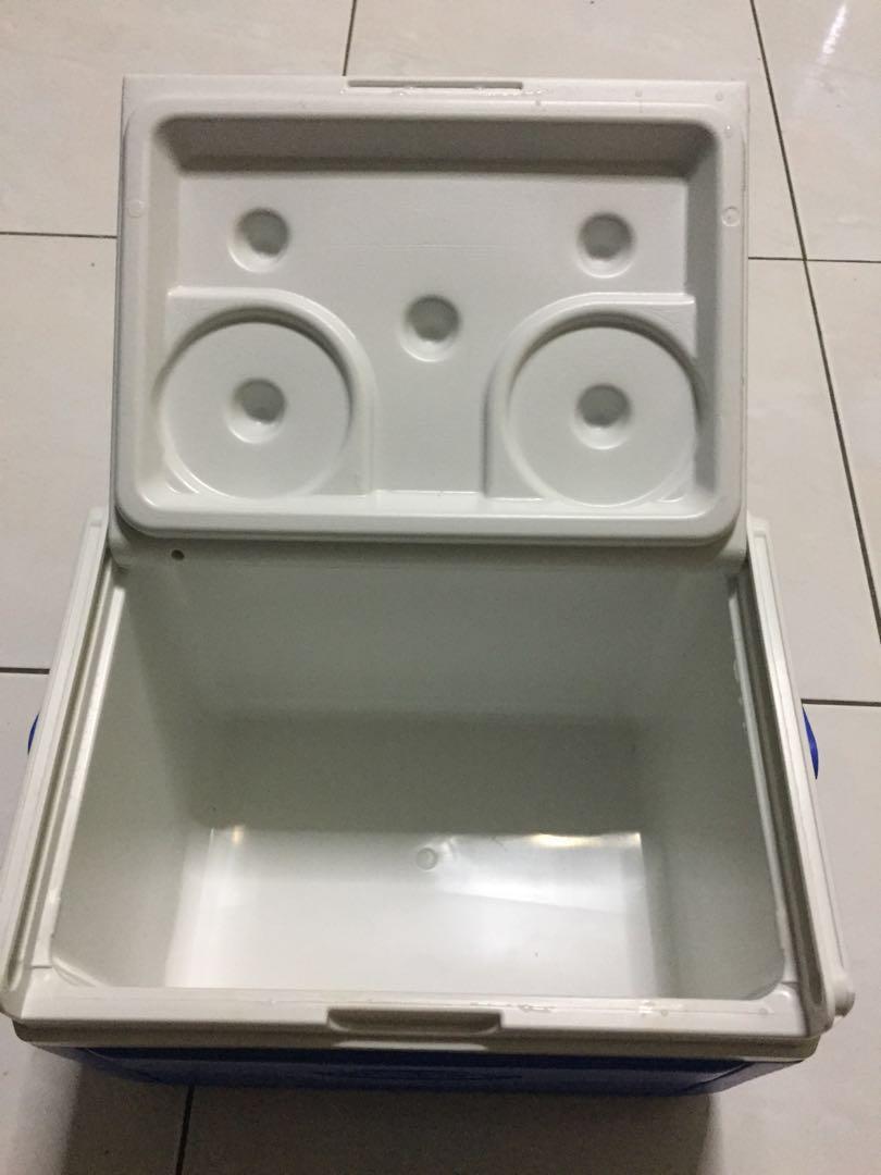 Coleman Mini Cooler Box + 2 Ice pack COMBO, Sports Equipment, Sports