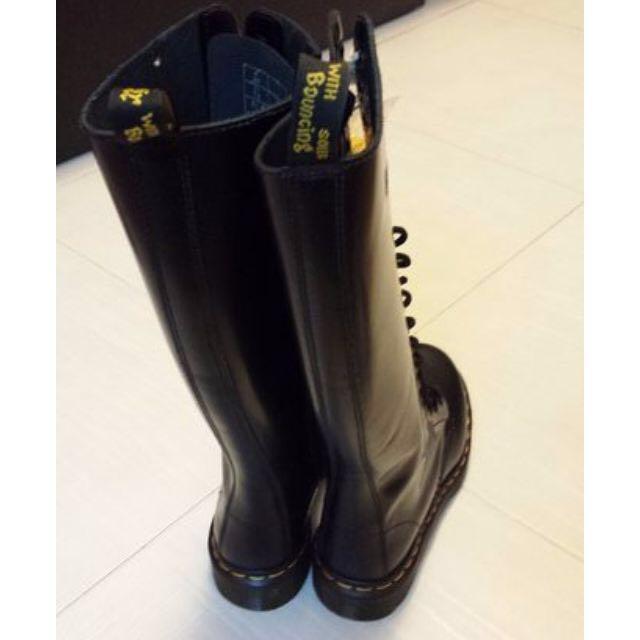 dr martens knee boots