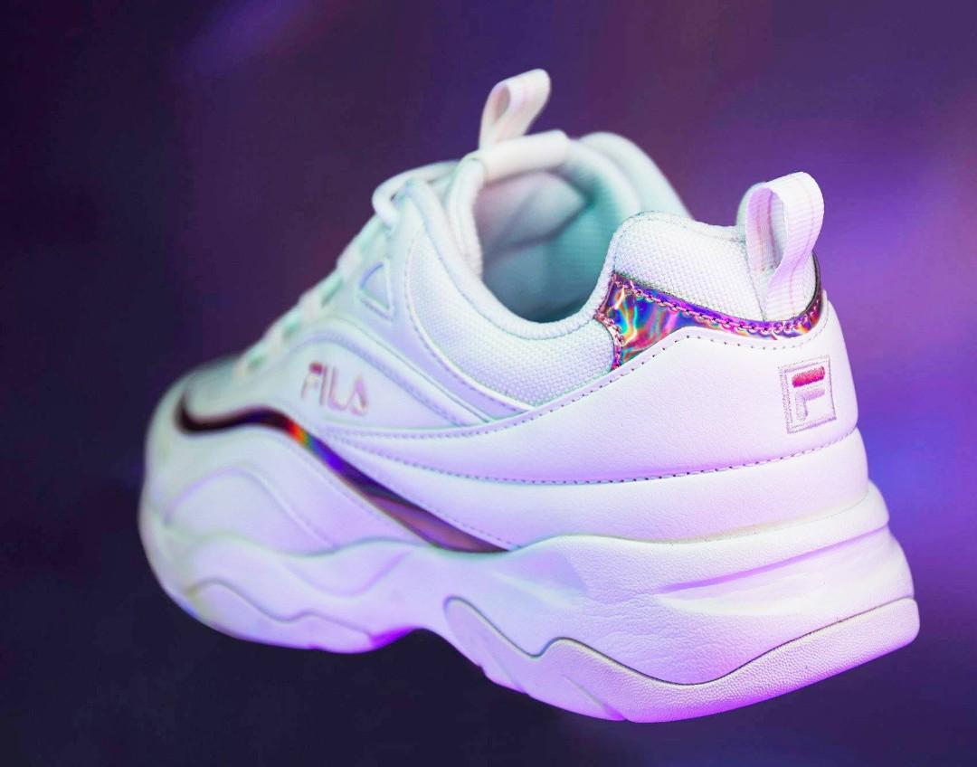 fila ray sneakers holographic pink, Women's Fashion, Footwear, Sneakers ...