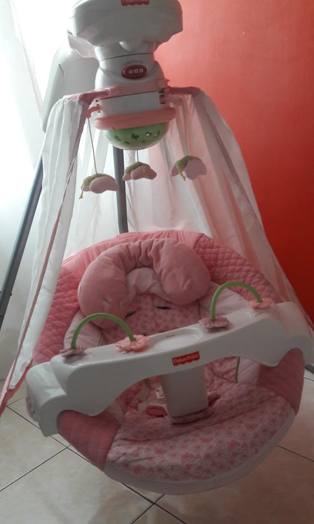 Butterfly sparkle store papasan cradle swing
