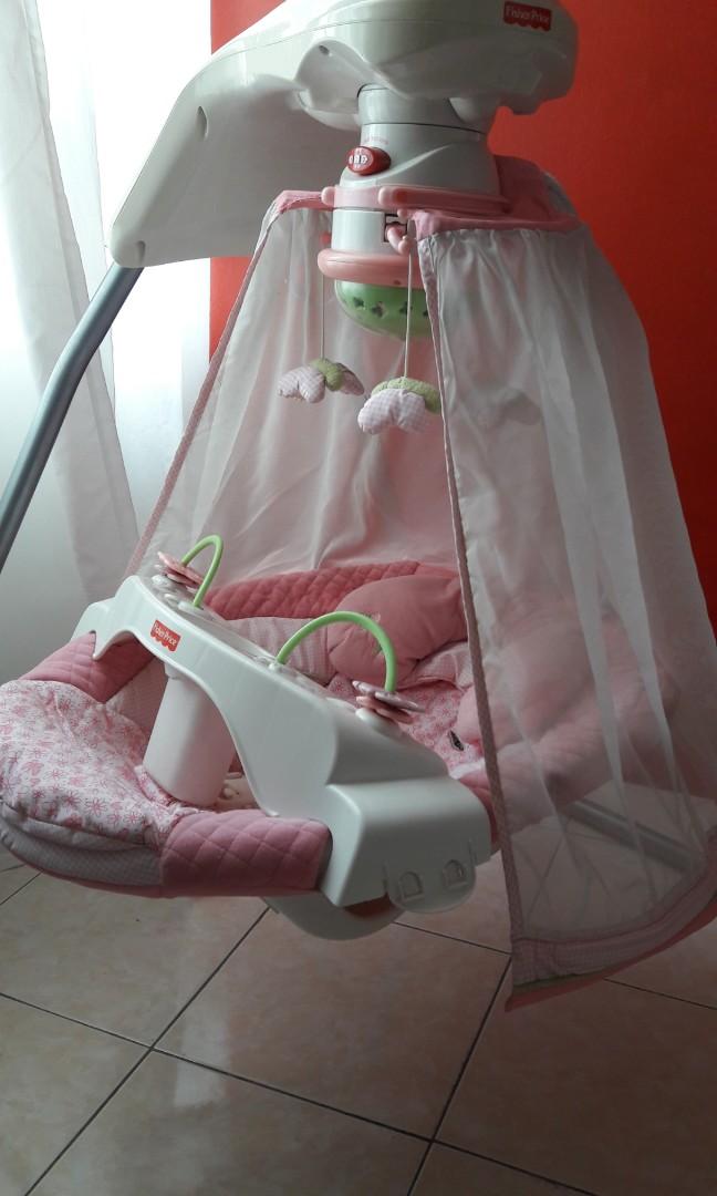 Fisher Price Butterfly Garden Cradle Swing Starlight
