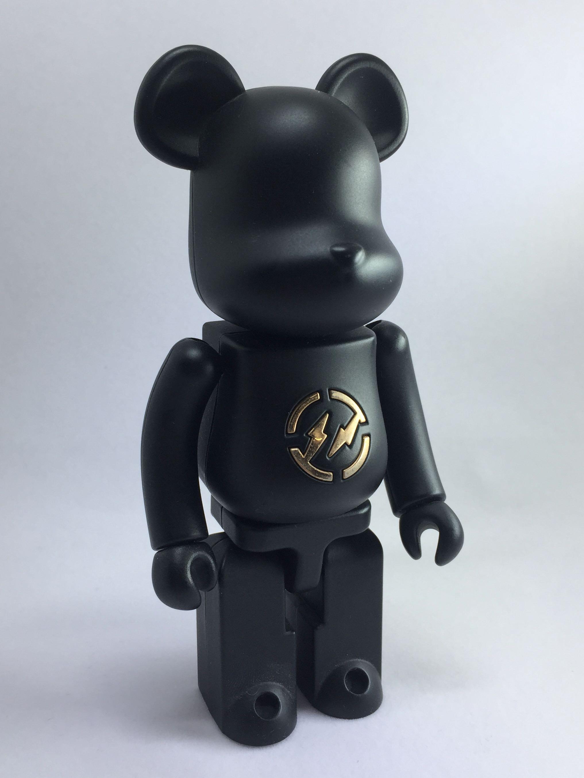 fragment design x MEDICOM TOY 200% Bearbrick, 興趣及遊戲
