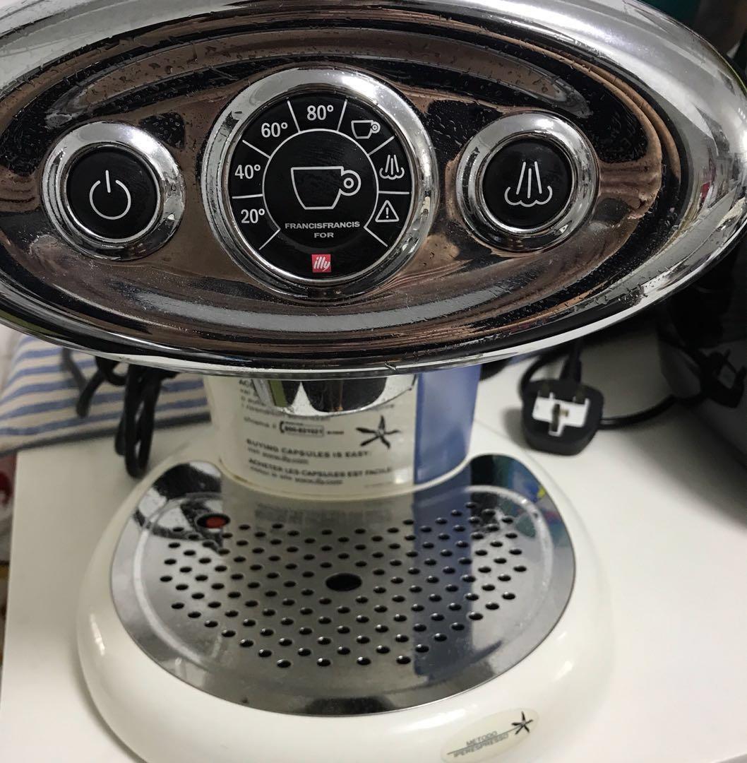Illy X7.1 Francis Francis Expresso Machine TV Home Appliances
