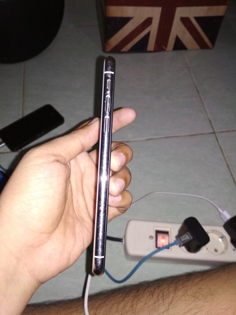 Jual Iphone X 64gb Silver Lock Icloud Telepon Seluler Tablet Iphone Others Di Carousell