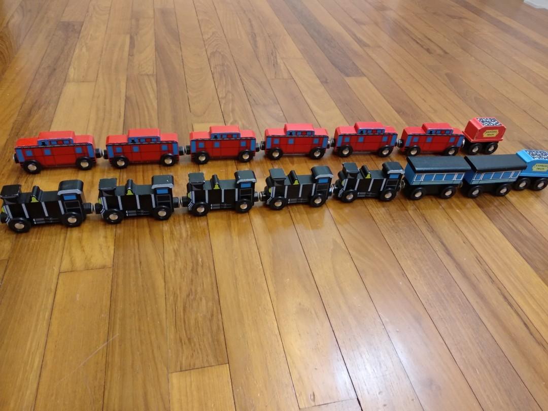 melissa and doug magnetic train