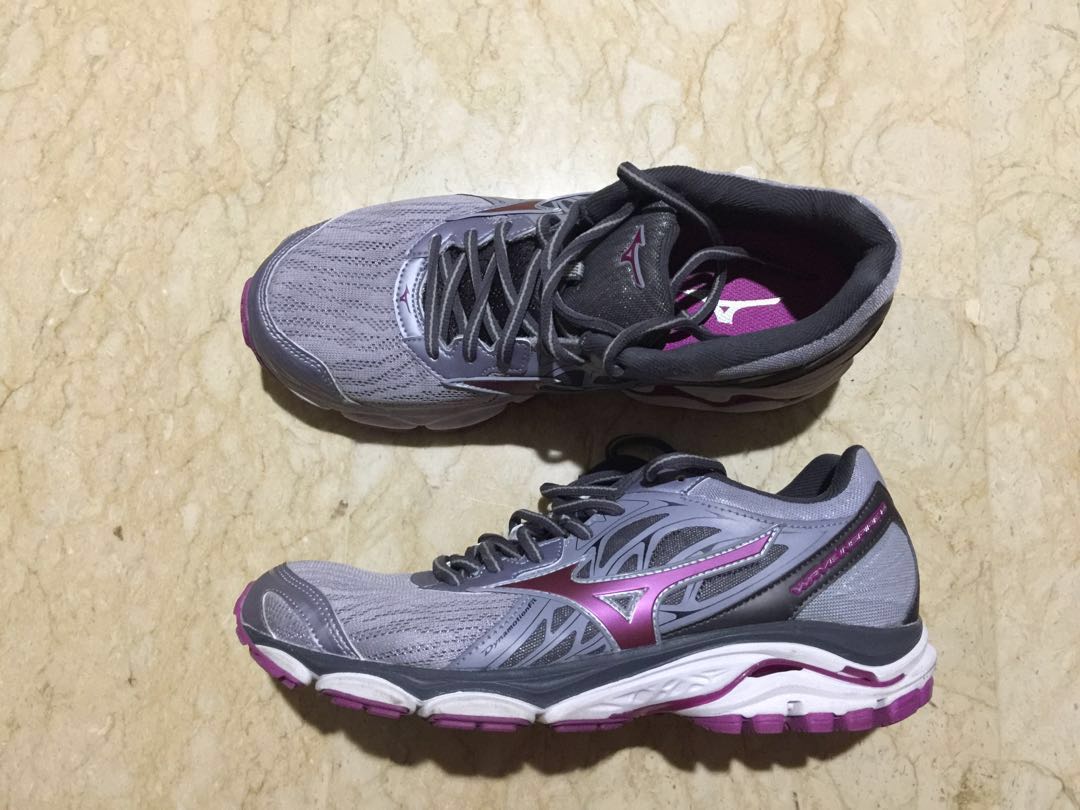 mizuno wave inspire 14 womens size 10