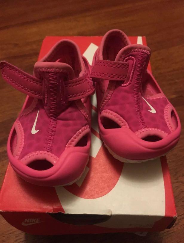 nike sandals for baby girl