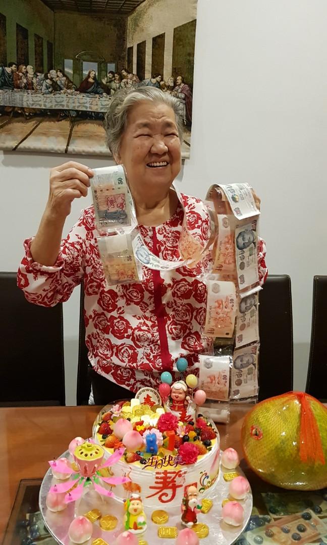 Money Pulling Cake 拉钱蛋糕 Royal Chocolate Cheese 蔓越莓蛋糕 Oreo Cheese Cake Food Drinks Homemade Bakes On Carousell