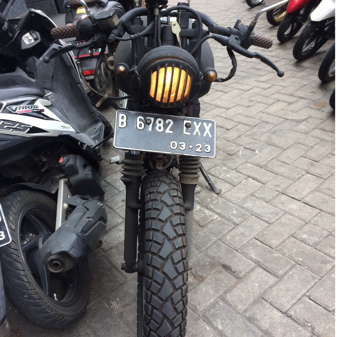 Thunder 125 Japstyle Bobber Klasik Caferacer Thunder 125 Japstyle Bobber Klasik Caferacer