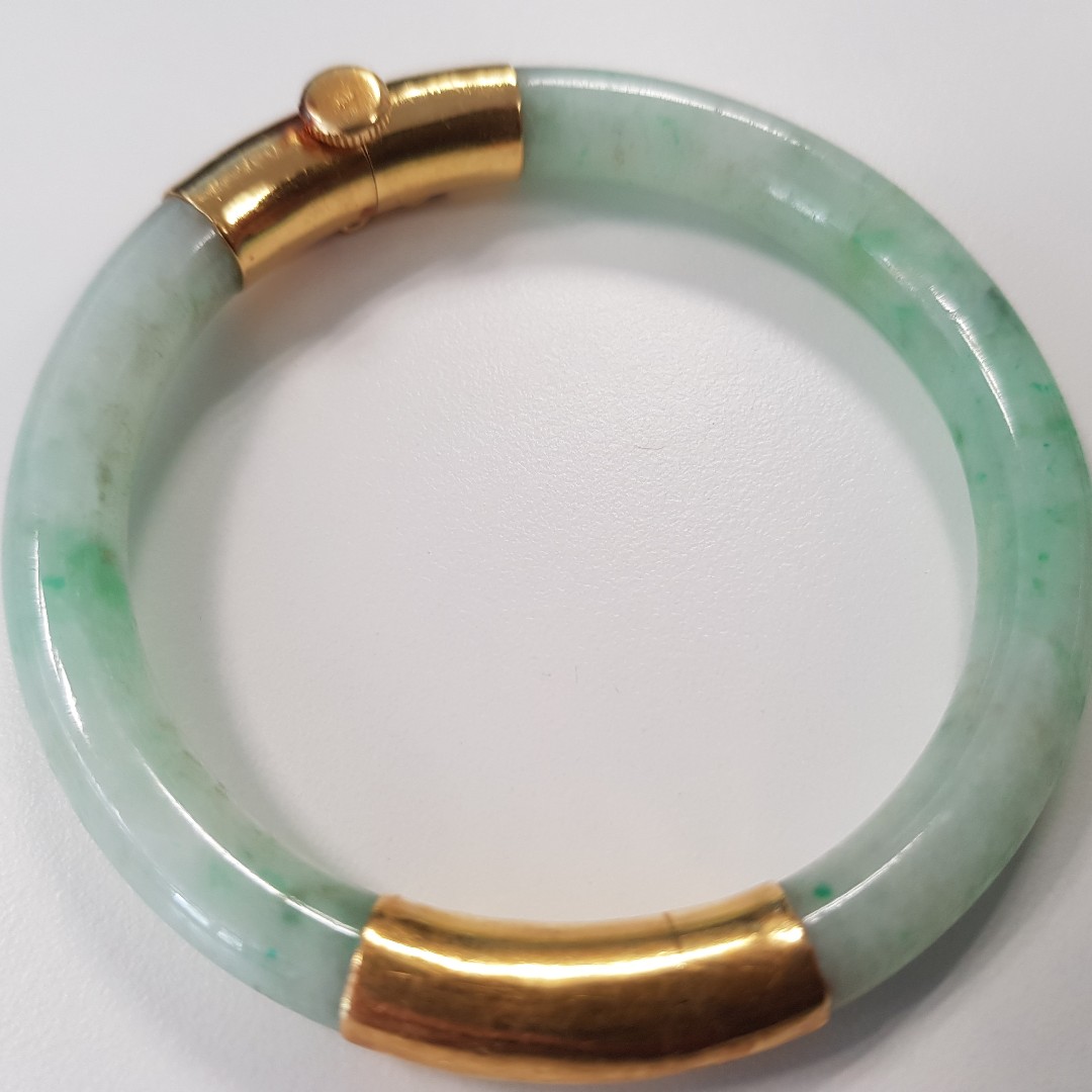 Jade bangle with best sale clasp