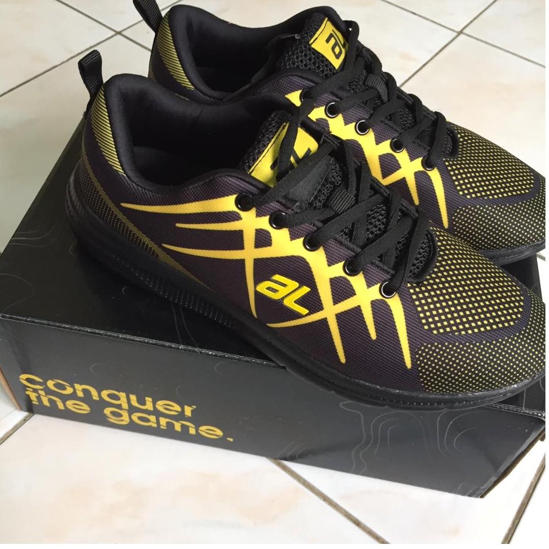 Kasut futsal al clearance