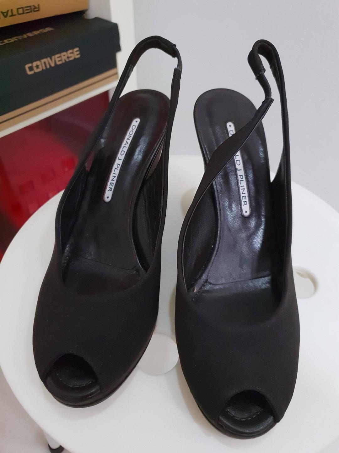 donald pliner shoes price