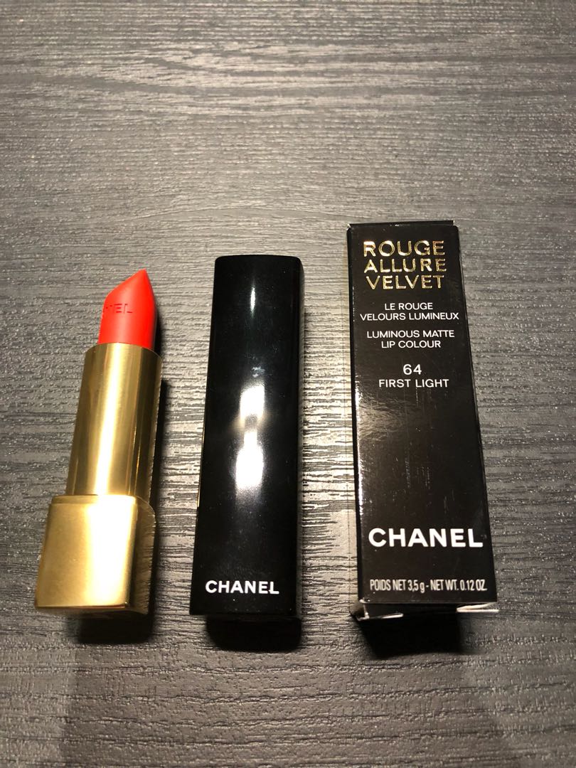Chanel Rouge Allure Velvet Pintalabios Nro 64 First Light 3,5g
