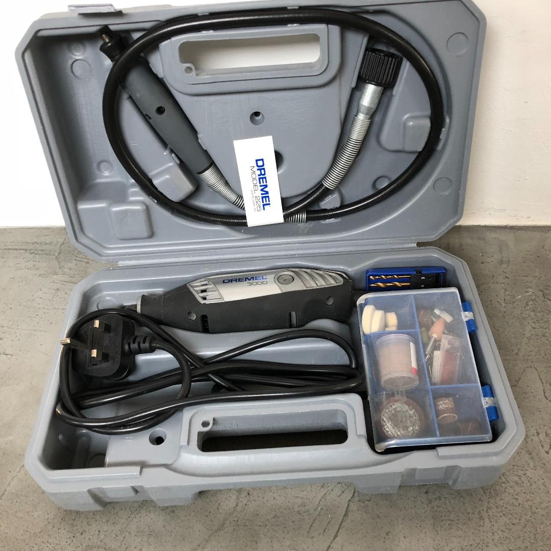 Dremel 3000 Multitool Kit (with extra tools), Furniture & Home Living