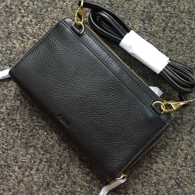 Fossil Raven Wallet Crossbody