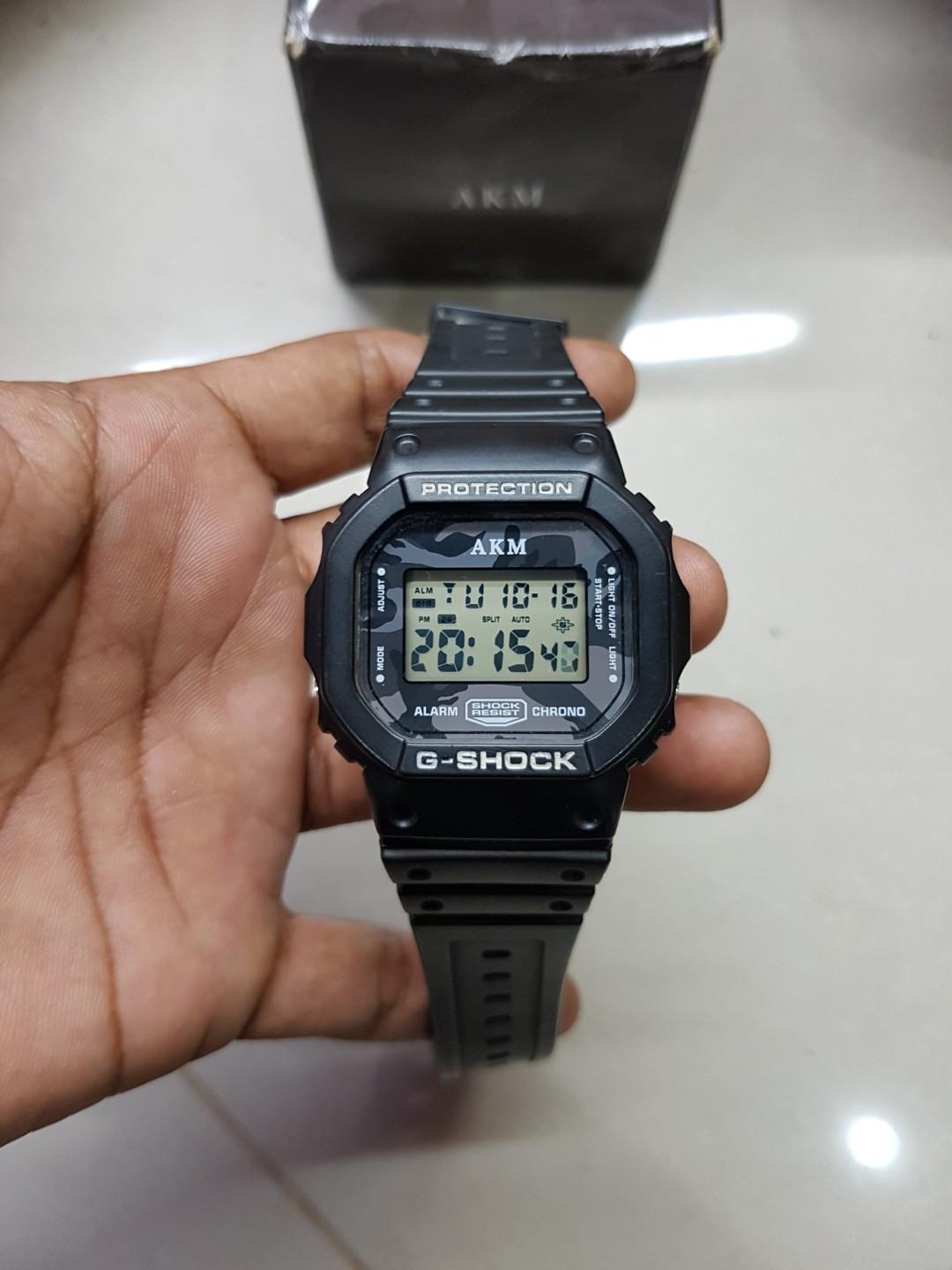 Gshock DW-5600VT x AKM