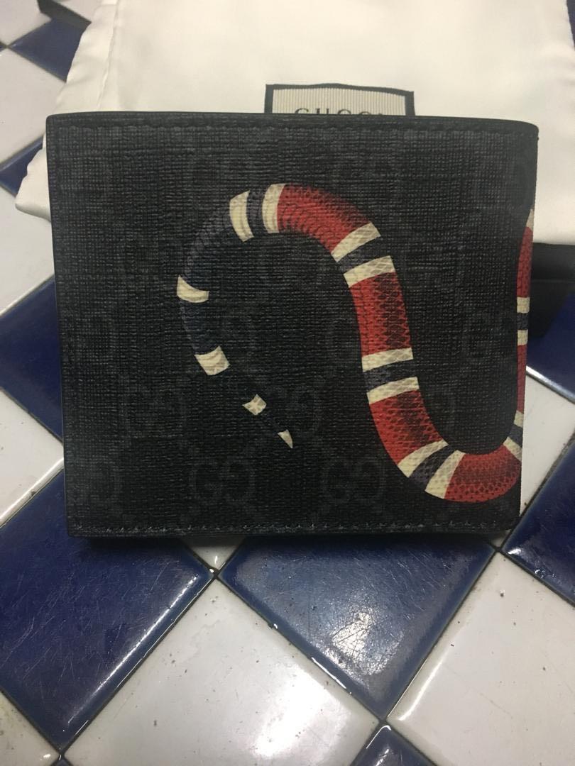 Gucci Kingsnake Wallet (Black), Men's Fashion, Watches & Accessories ...