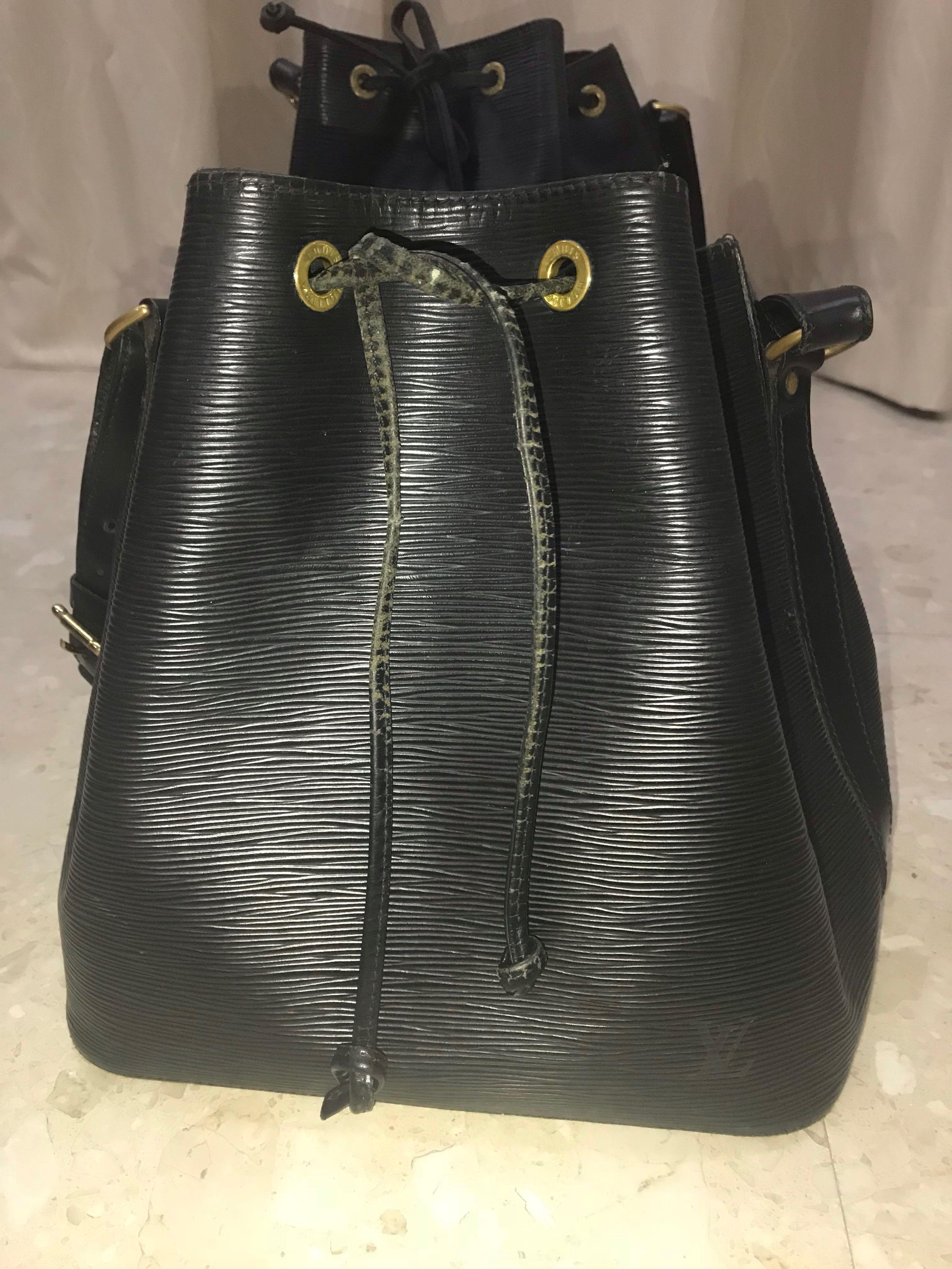 Louis Vuitton Neo Noe BB Indigo Safran, Women's Fashion, Bags & Wallets,  Shoulder Bags on Carousell