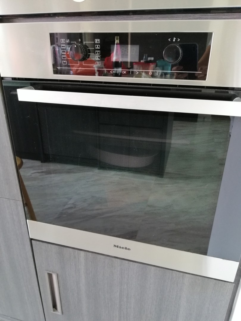 Miele built in oven H5140B, TV & Home Appliances, Kitchen Appliances