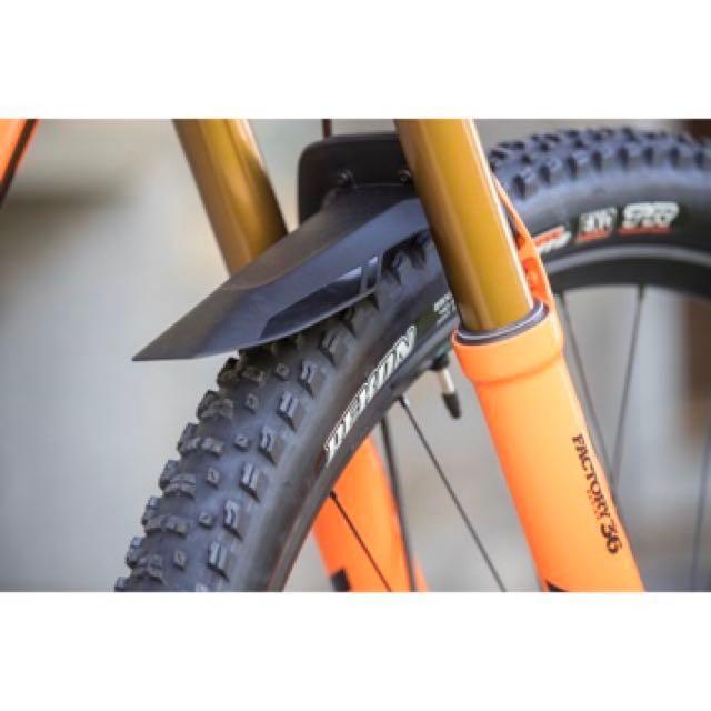 Fox syncros fender 2025