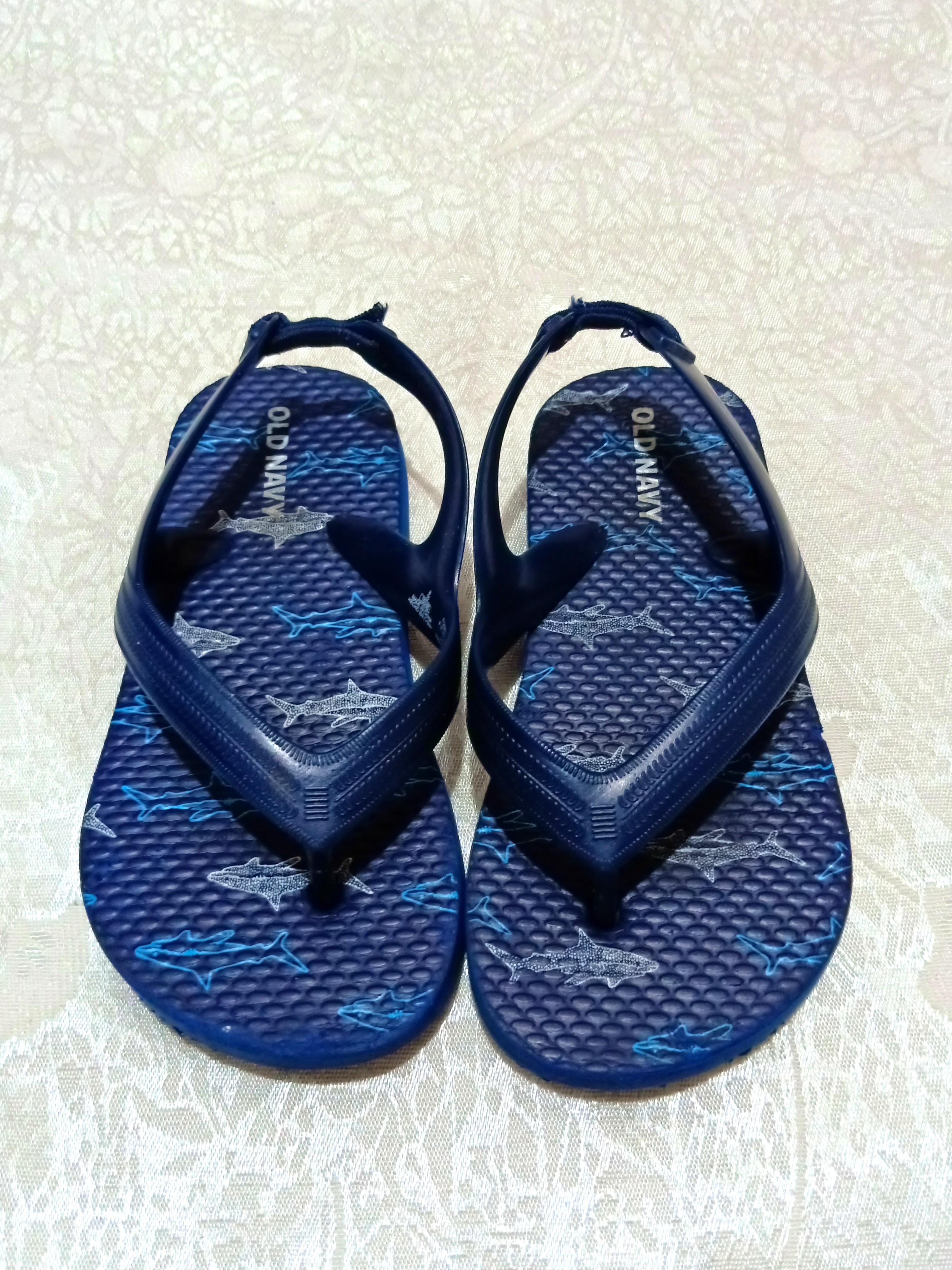 old navy flip flops with back strap