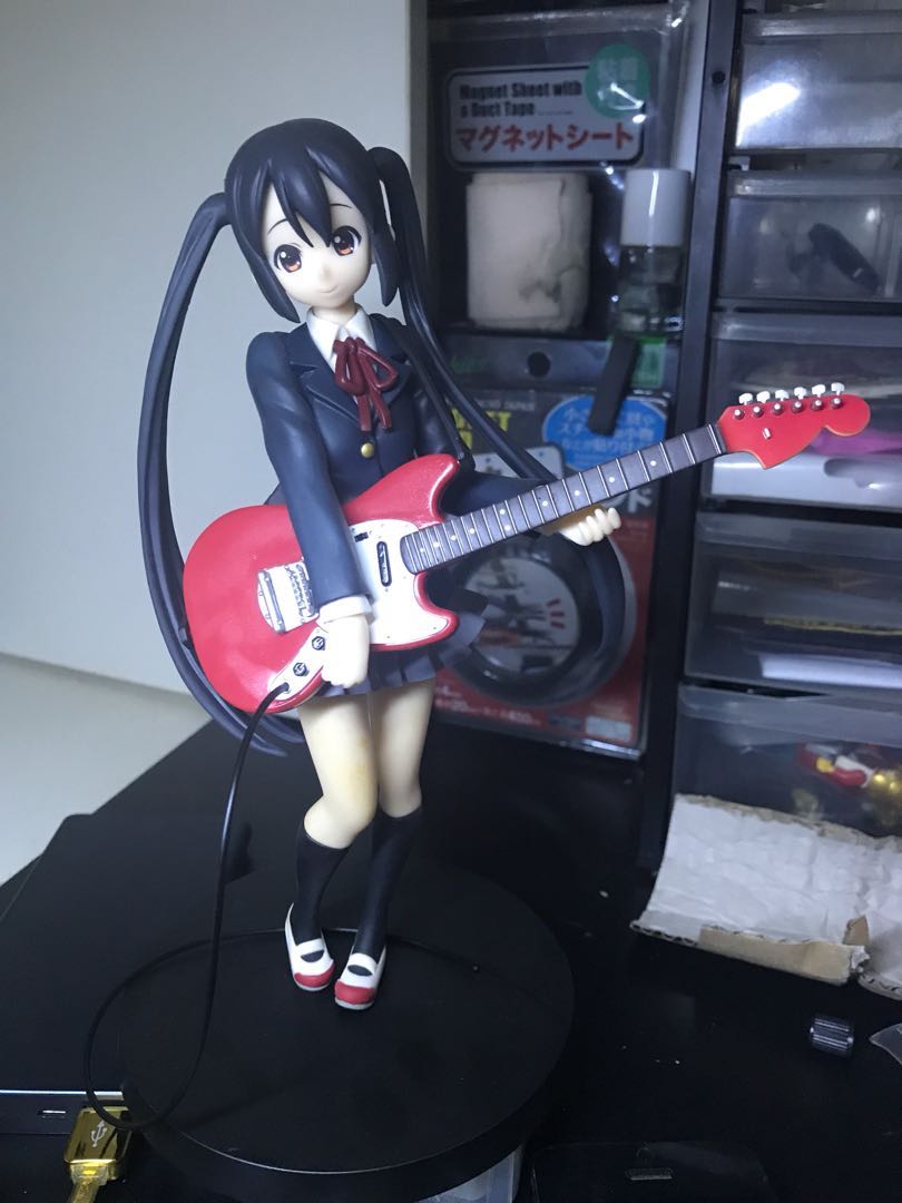 anime figures buy