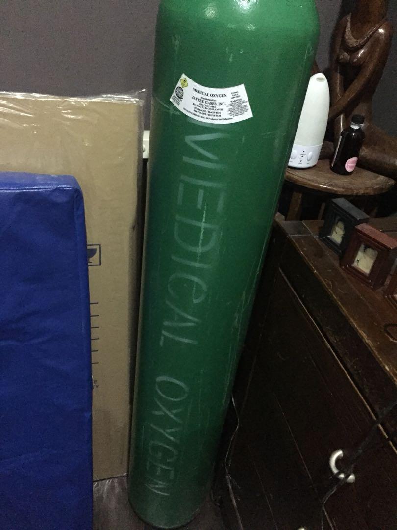 Oxygen Tank 50lbs With Oxygen Regulator Nasal Canula Everything Else Others On Carousell