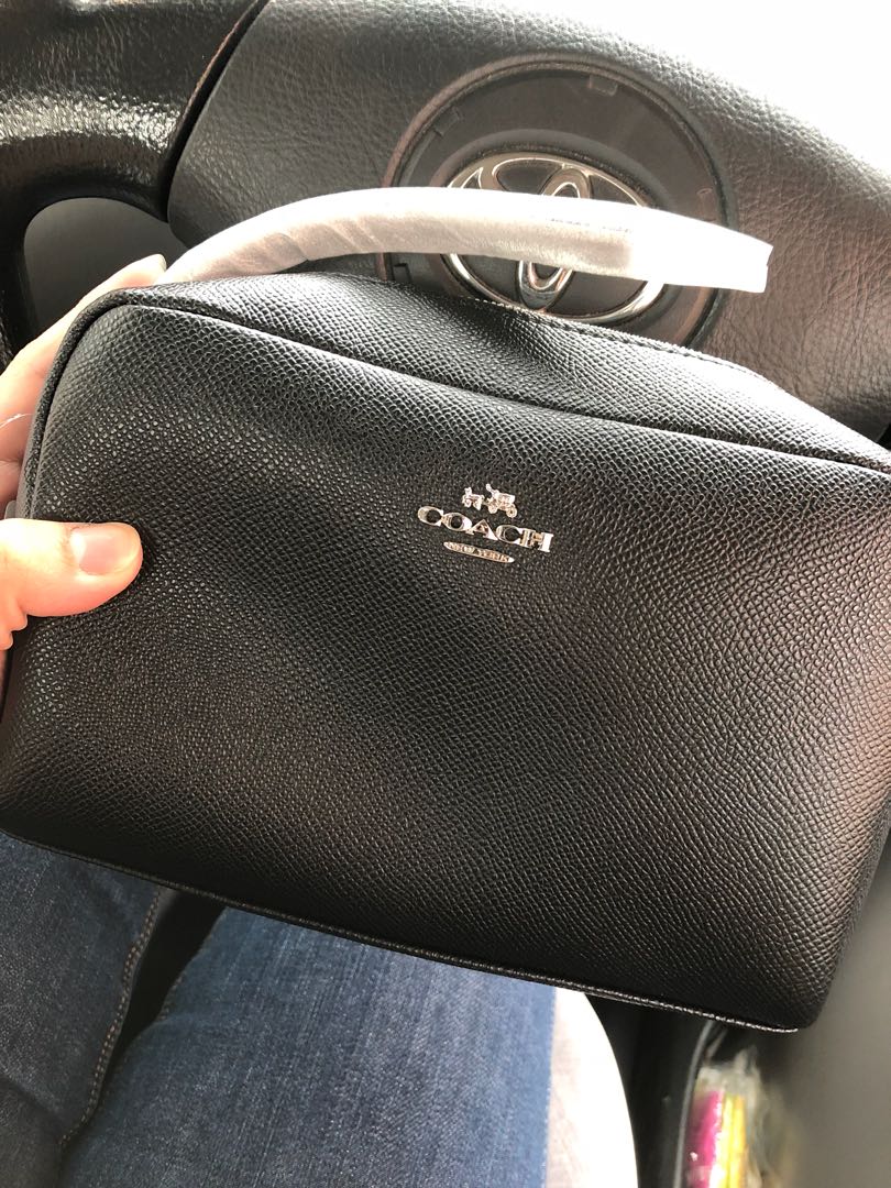 Coach cosmetic case 20 deals