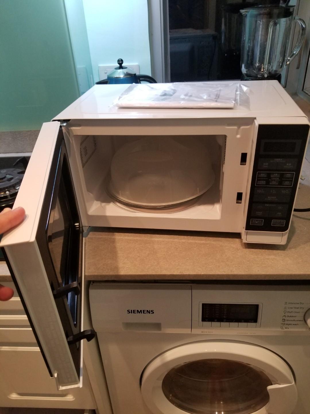 Sharp Microwave R230 Z(W), 家庭電器, 廚房電器, 焗爐及多士爐 Carousell