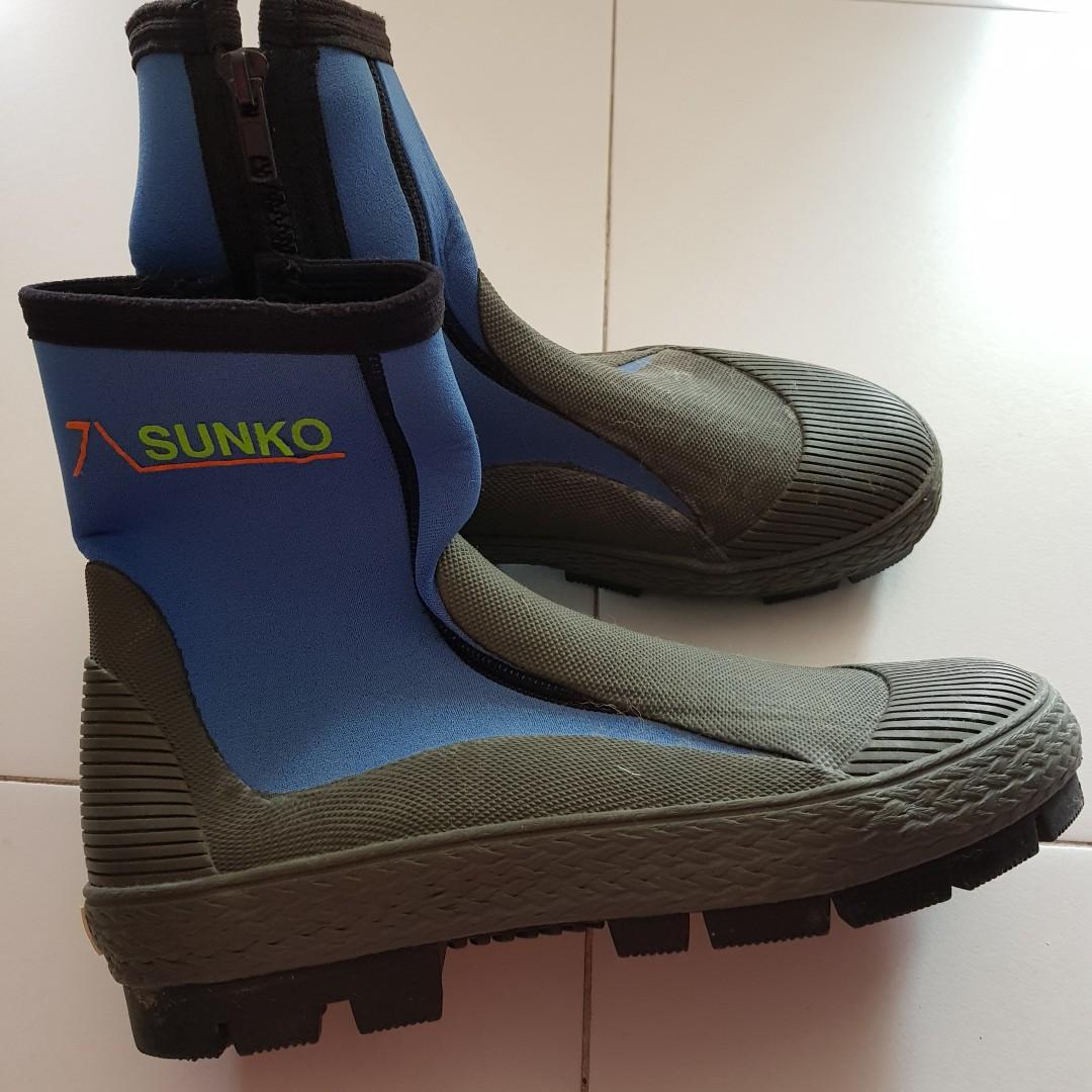 SUNKO Outdoor Fishing Boots Shoes Anti 