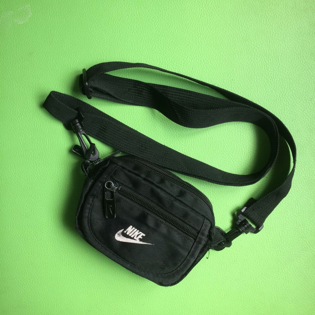 nike vintage sling bag