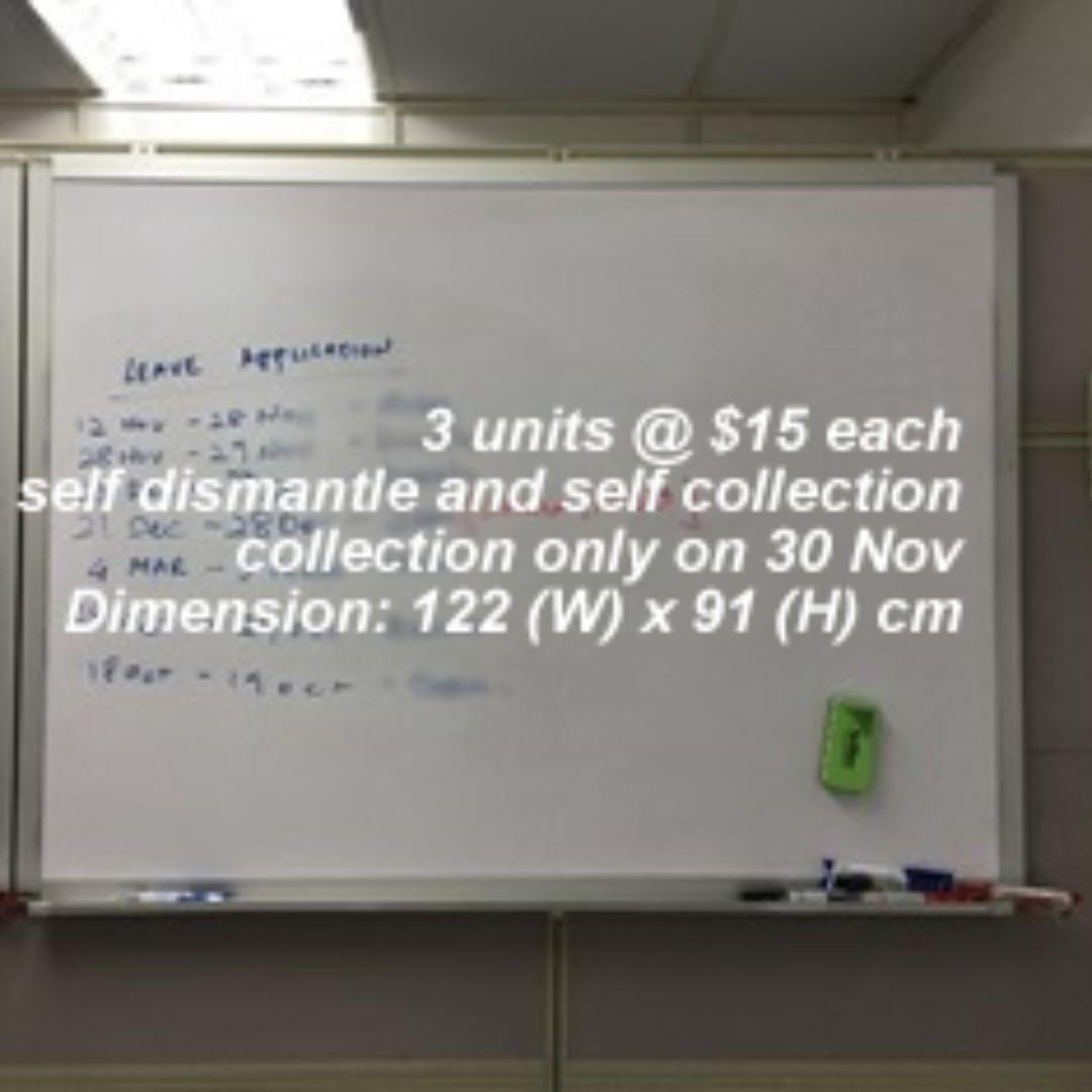 Whiteboard, Babies & Kids, Baby Nursery & Kids Furniture, Kids' Tables