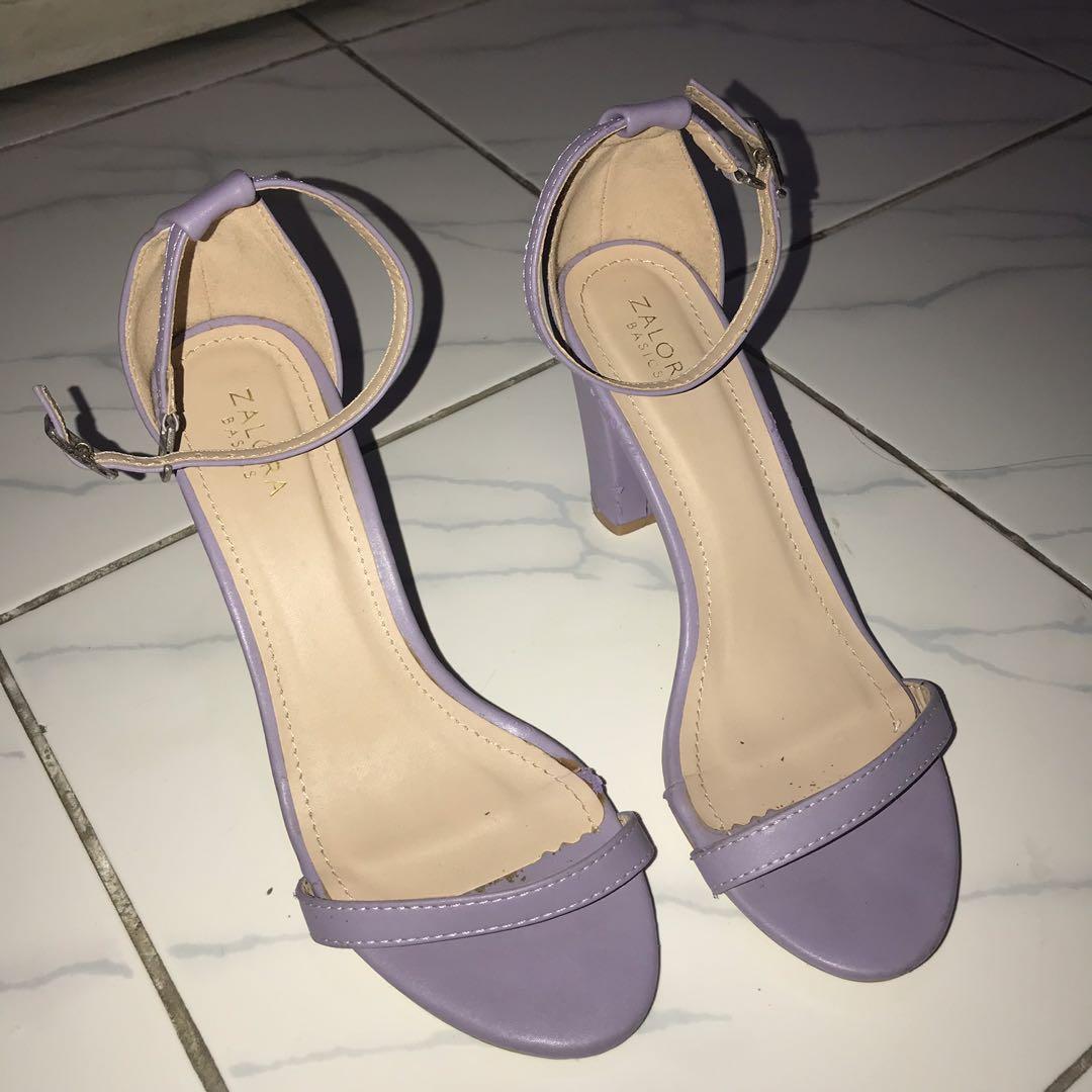 Zalora Basic Chunky Heels in Purple (Category: Heels) located in Bacolod City. Submitted by shopelixir_ (Listing ID 195063031, Image 2). Description: Used twice only but has a few flaws .