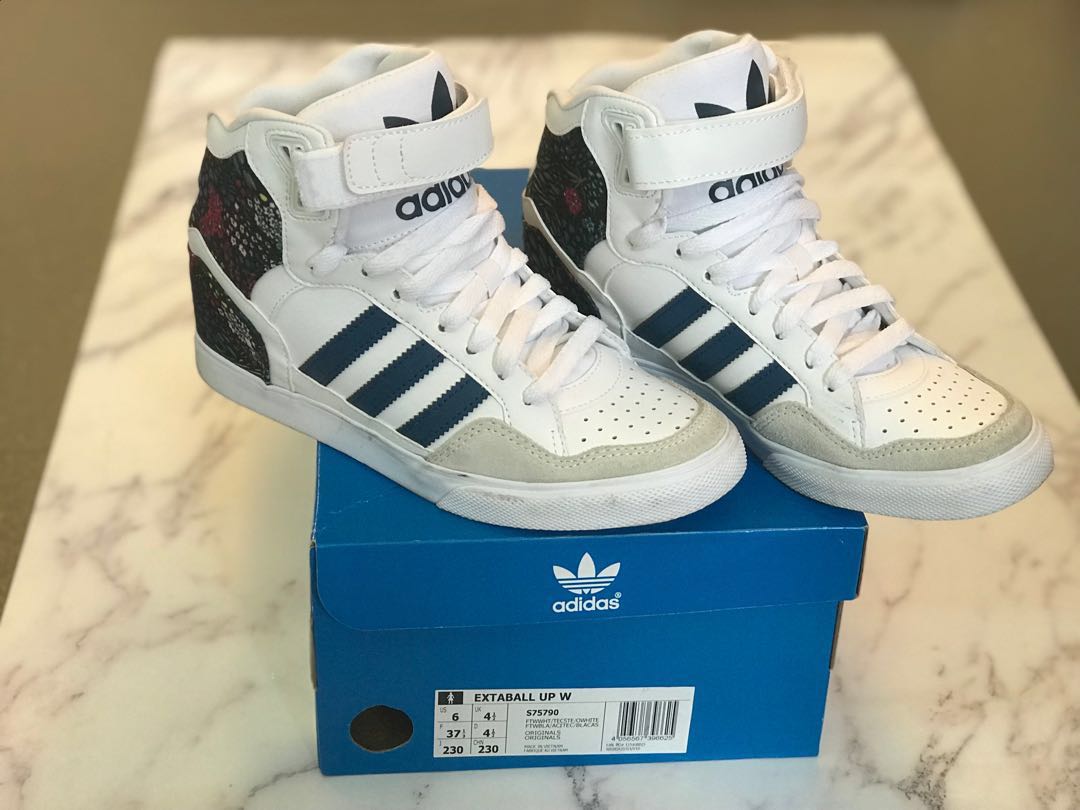 adidas extaball up w