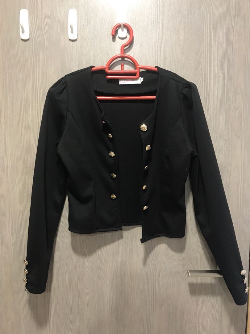 Black Crop Jacket, Women's Fashion, Coats, Jackets and Outerwear on Carousell