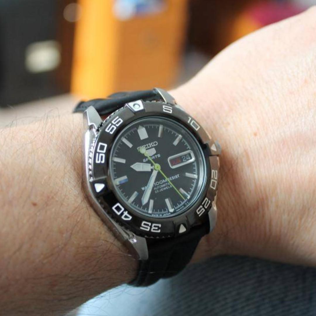 Seiko 5 snzb23j2 hot sale
