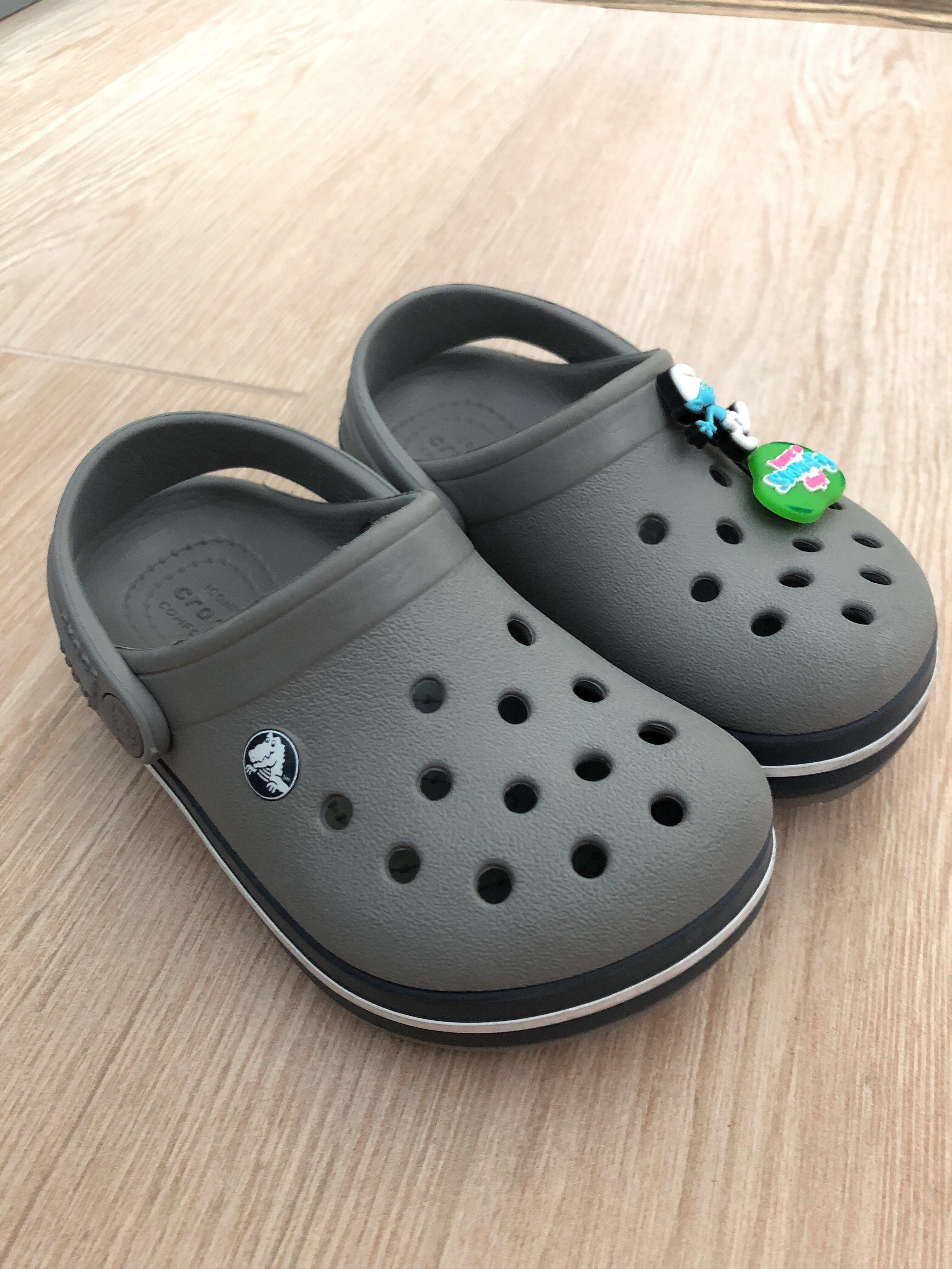 crocs nearby
