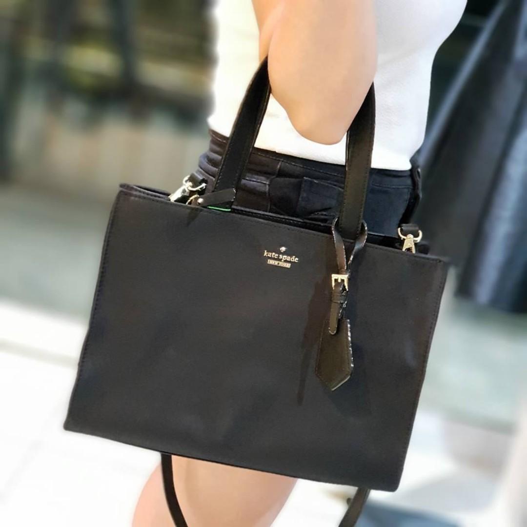 Kate spade thompson street clearance