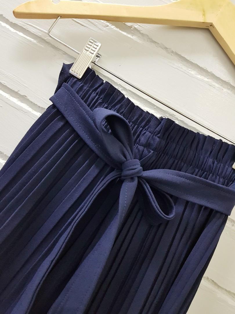 Electric pleated shop square pants